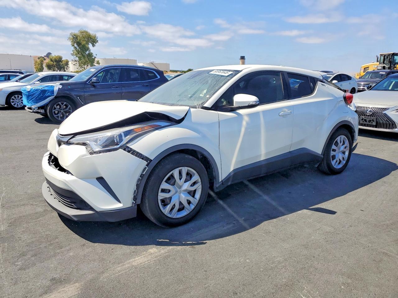 2019 Toyota C-HR, LE