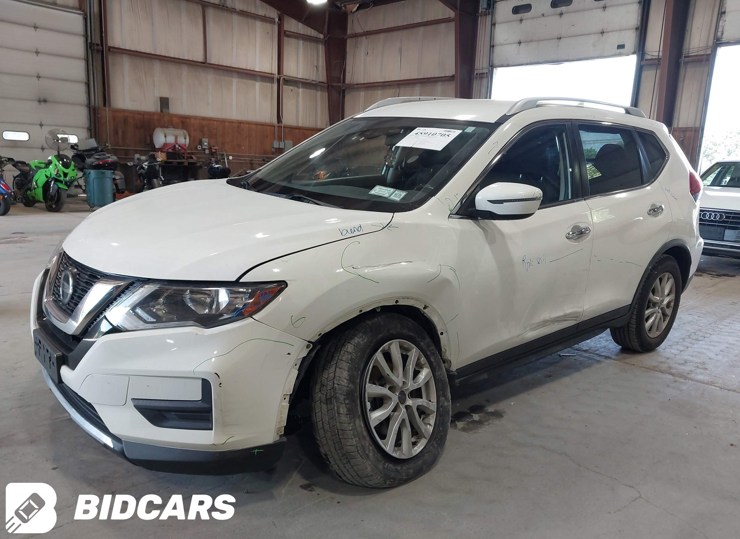 2019 Nissan Rogue, SV