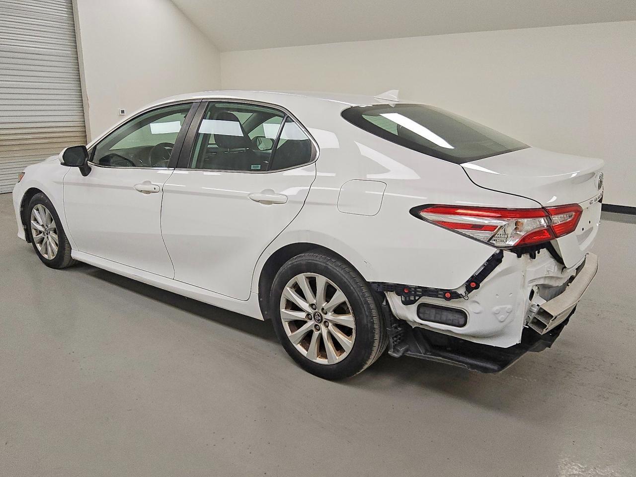 2020 Toyota Camry, LE