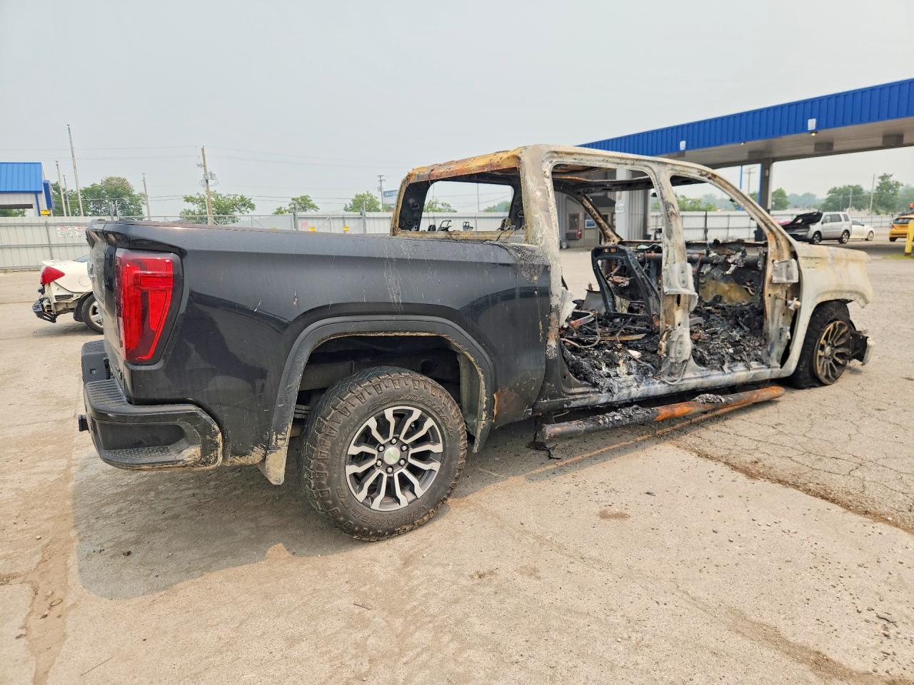 2021 GMC Sierra, K1500 At4