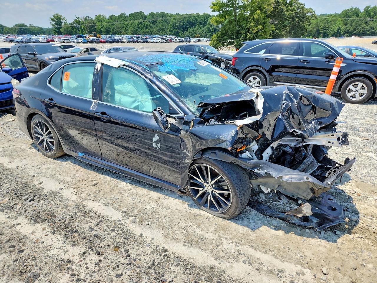 2023 Toyota Camry, SE
