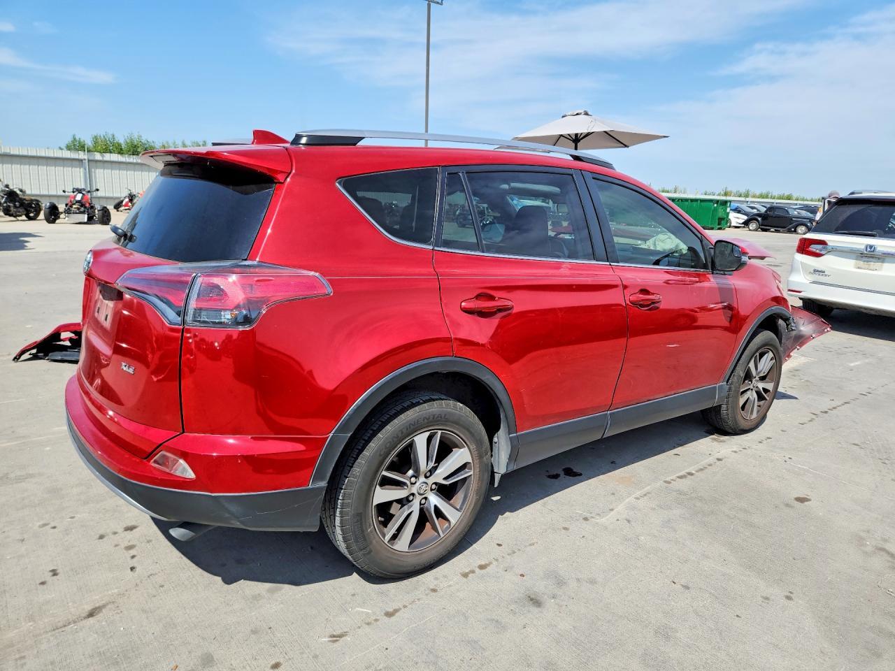 2017 Toyota RAV4, Xle