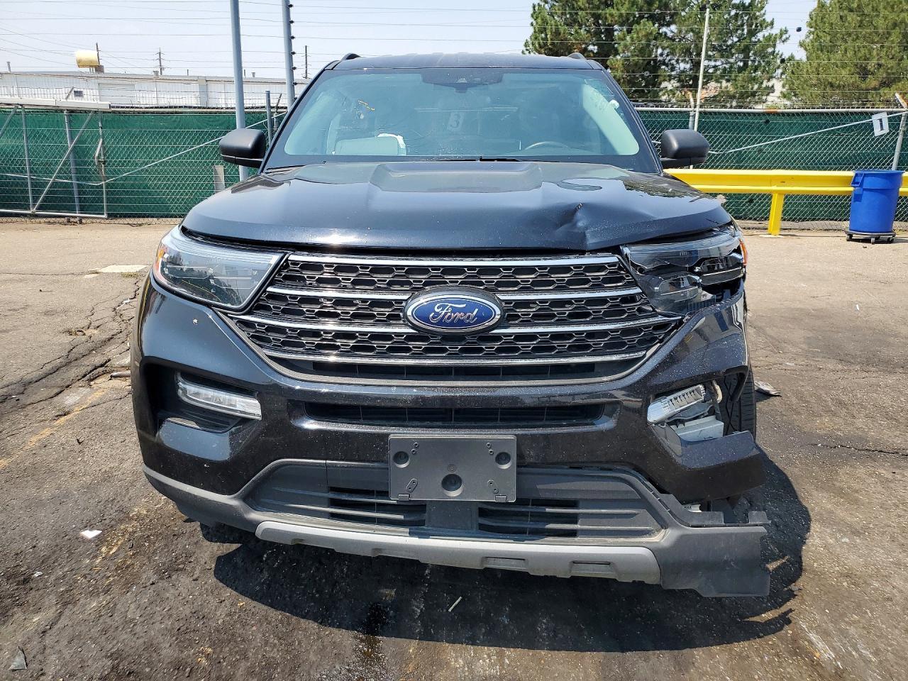 2023 Ford Explorer, Xlt