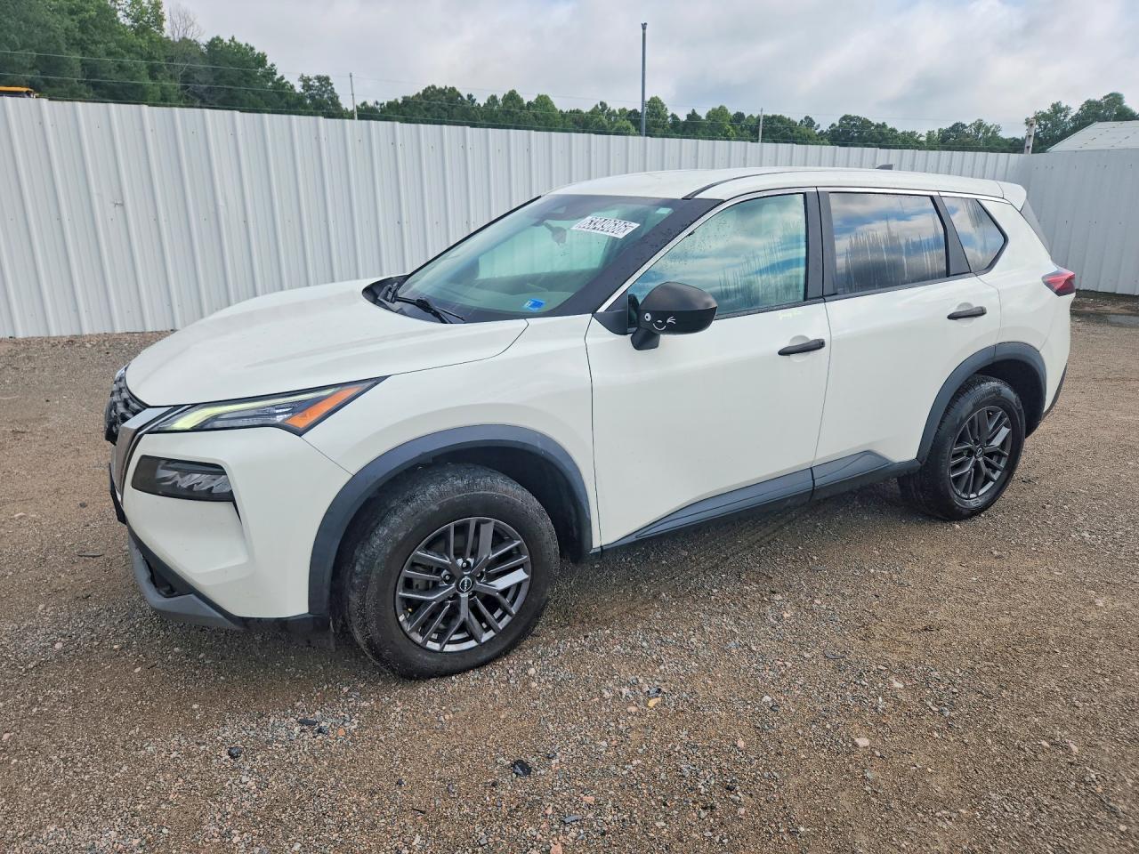 2023 Nissan Rogue, S