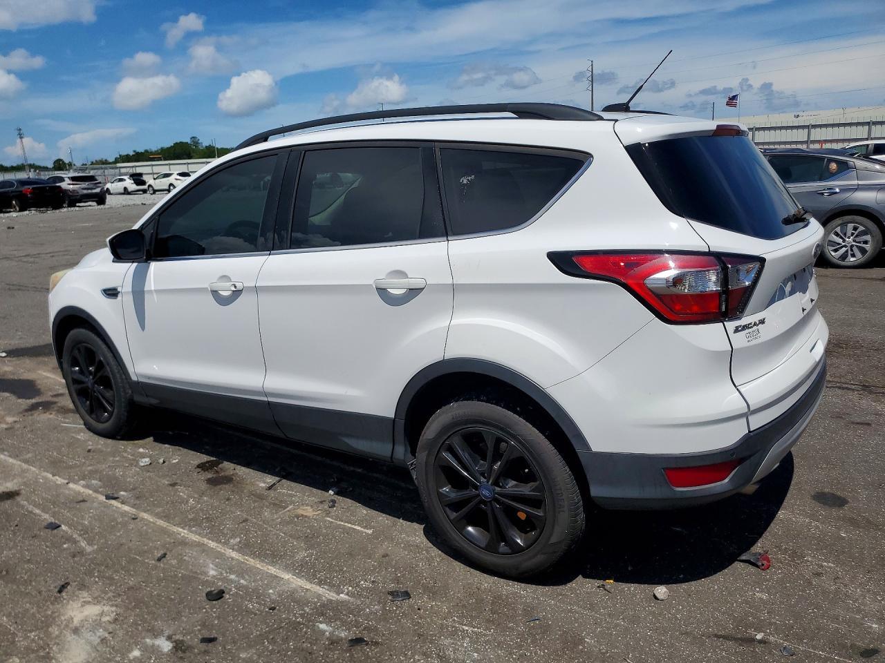 2017 Ford Escape, SE