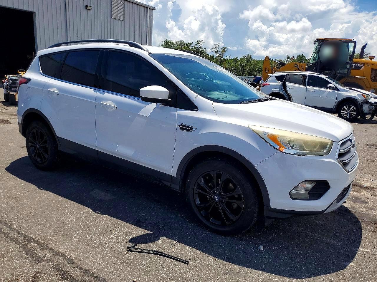 2017 Ford Escape, SE