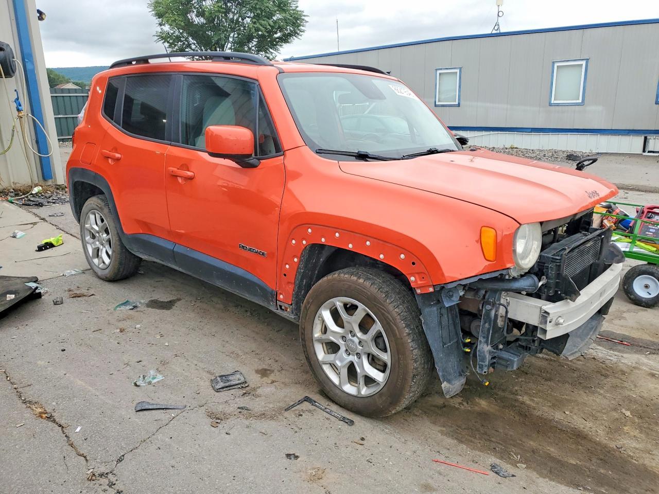 2015 Jeep Renegade, Latitude