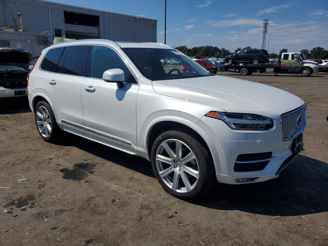 2016 Volvo XC90, T6