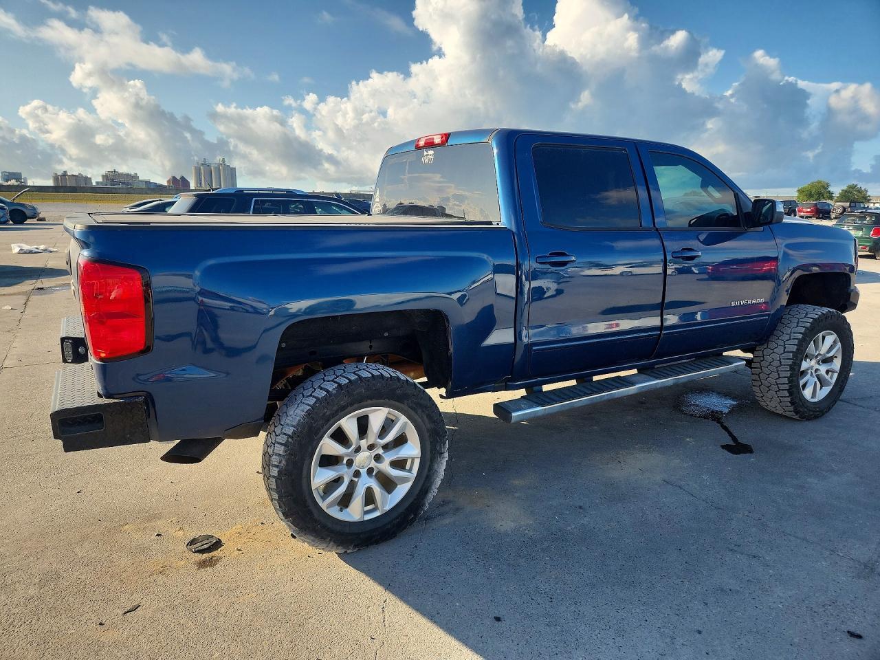 2018 Chevrolet Silverado, K15...