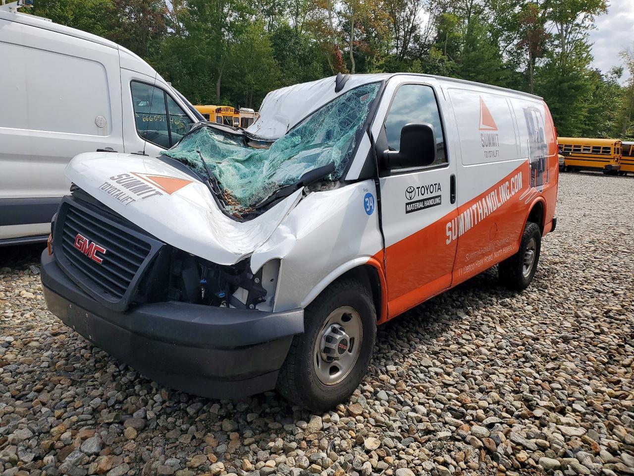 2022 GMC Savana, G3500
