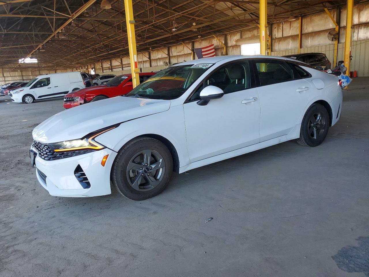 2022 KIA K5, Lxs
