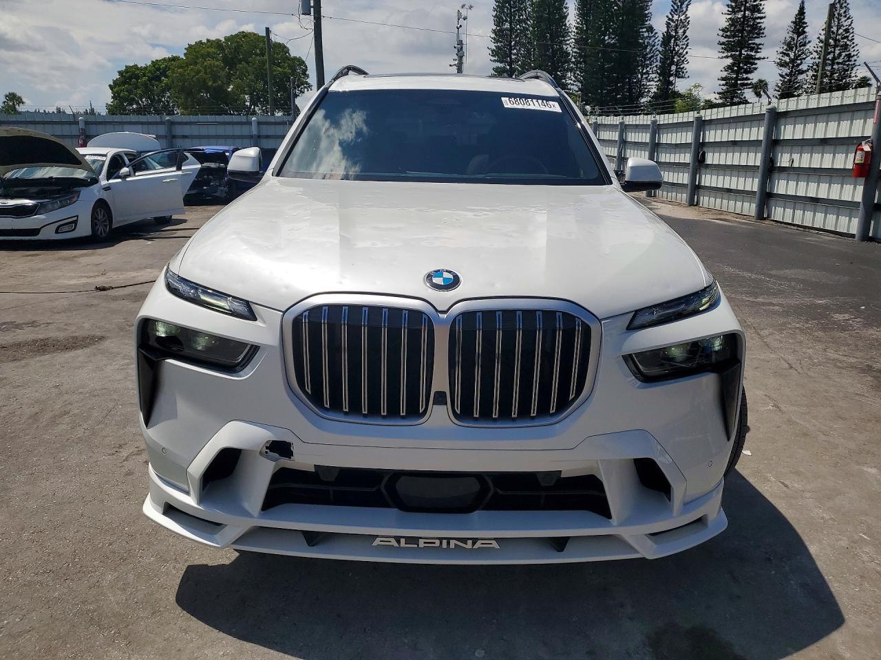 2025 BMW X7, Alpina Xb7