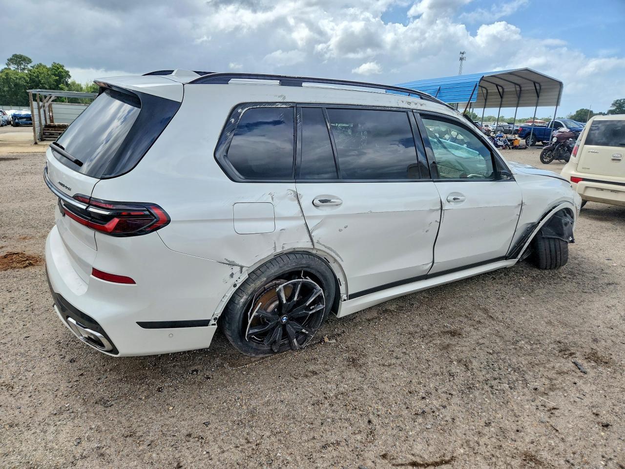2025 BMW X7, Xdrive40I