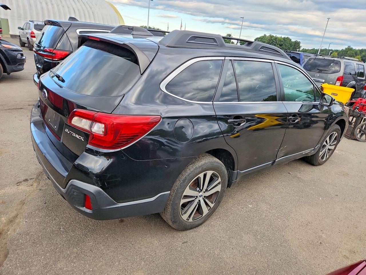 2019 Subaru Outback, 2.5I Lim...