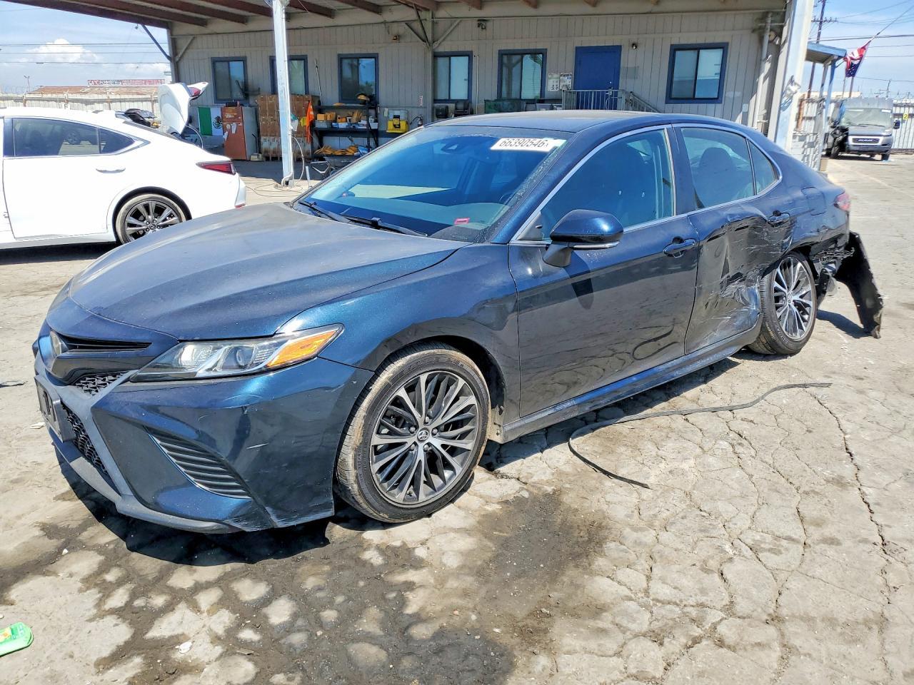 2019 Toyota Camry, SE