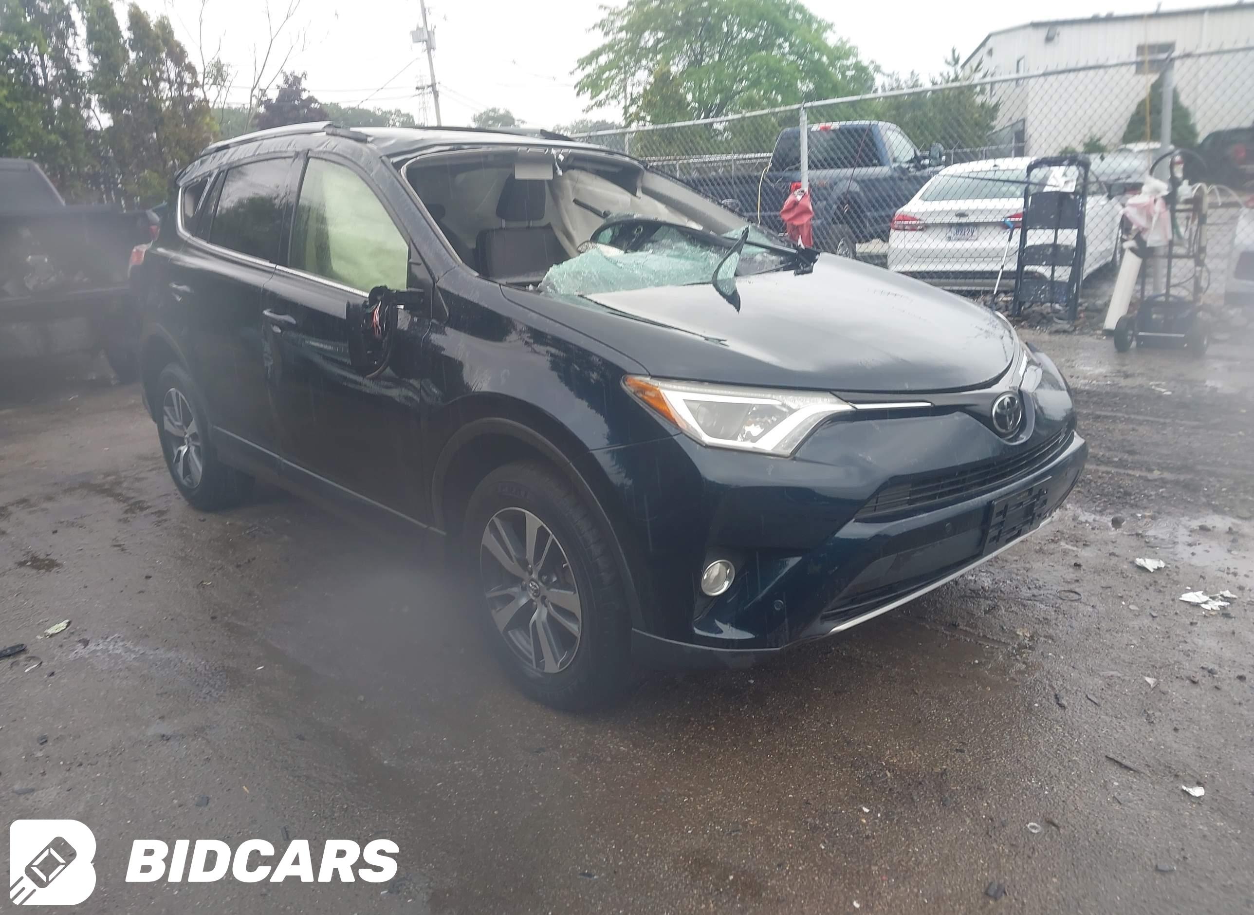 2018 Toyota RAV4, Xle