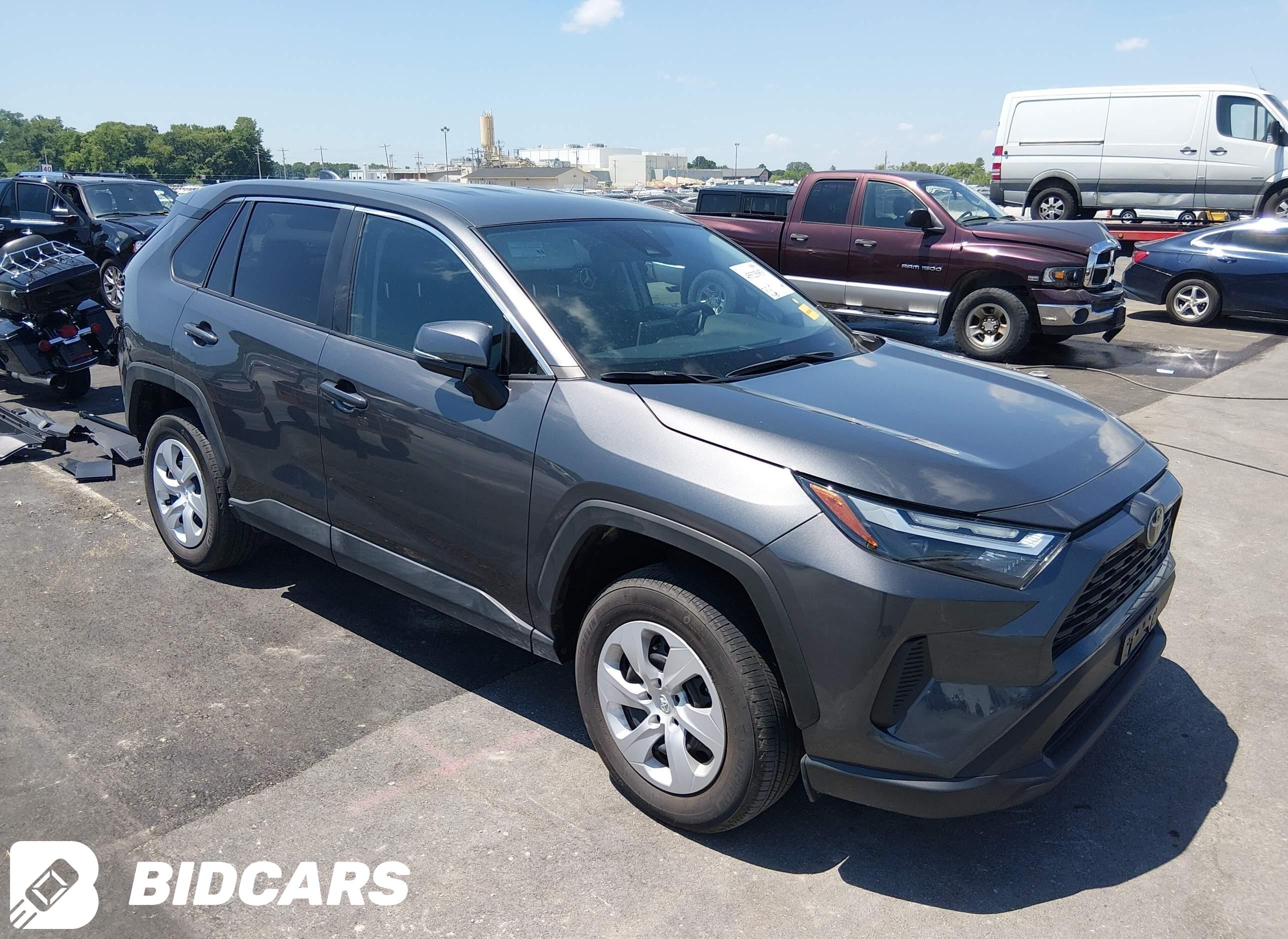 2025 Toyota RAV4, LE