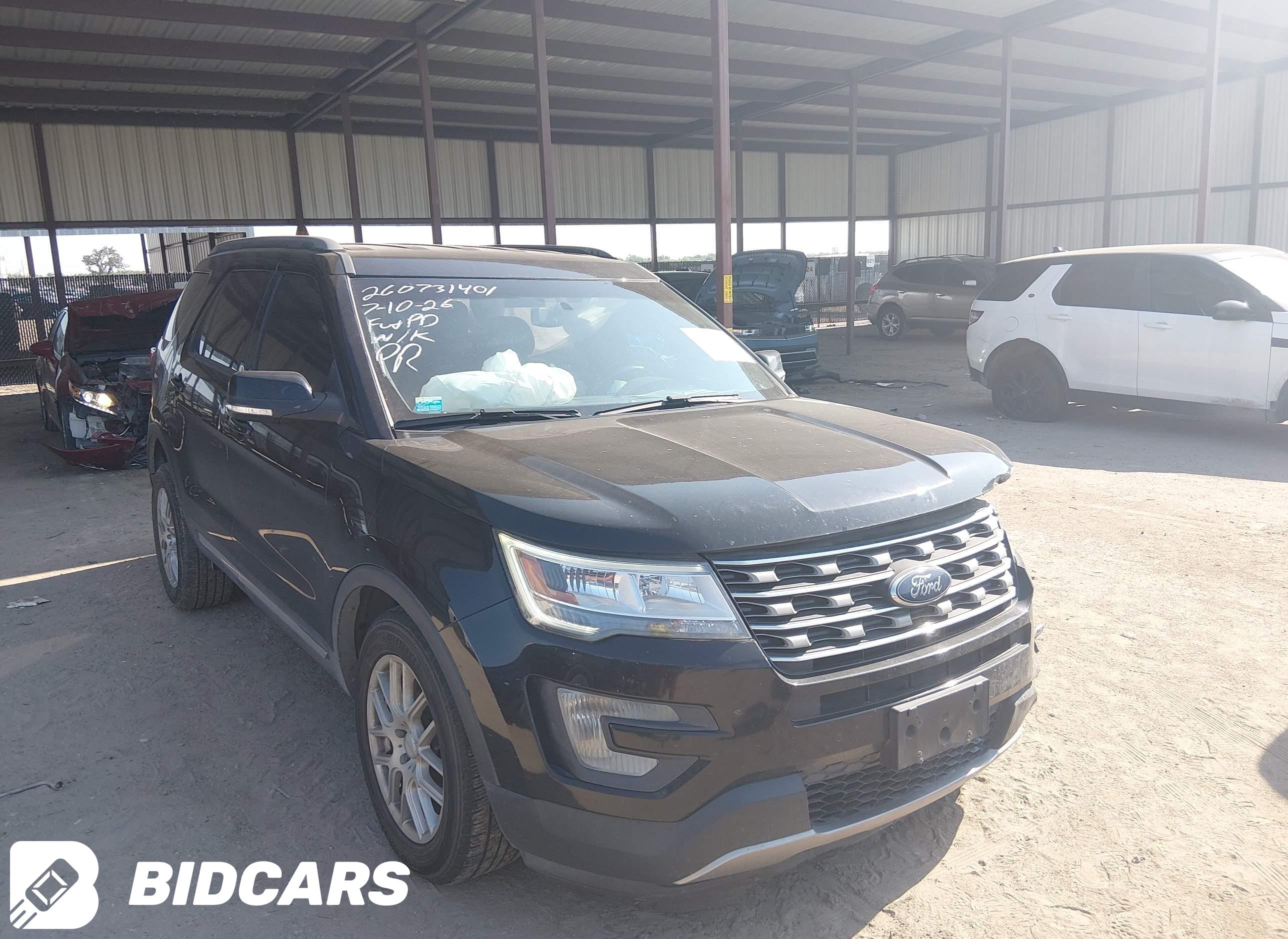 2017 Ford Explorer, Xlt