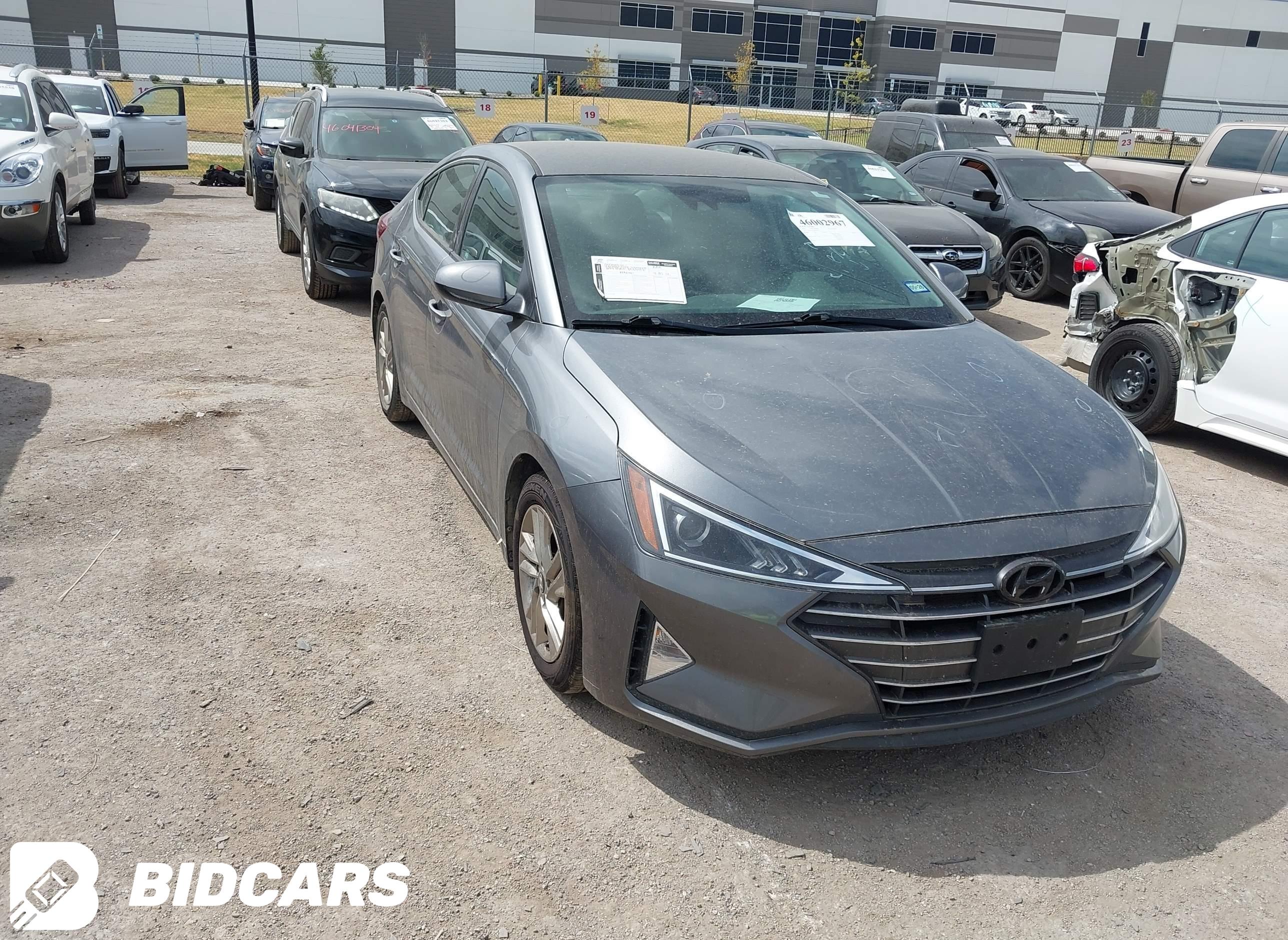 2019 Hyundai Elantra, Sel