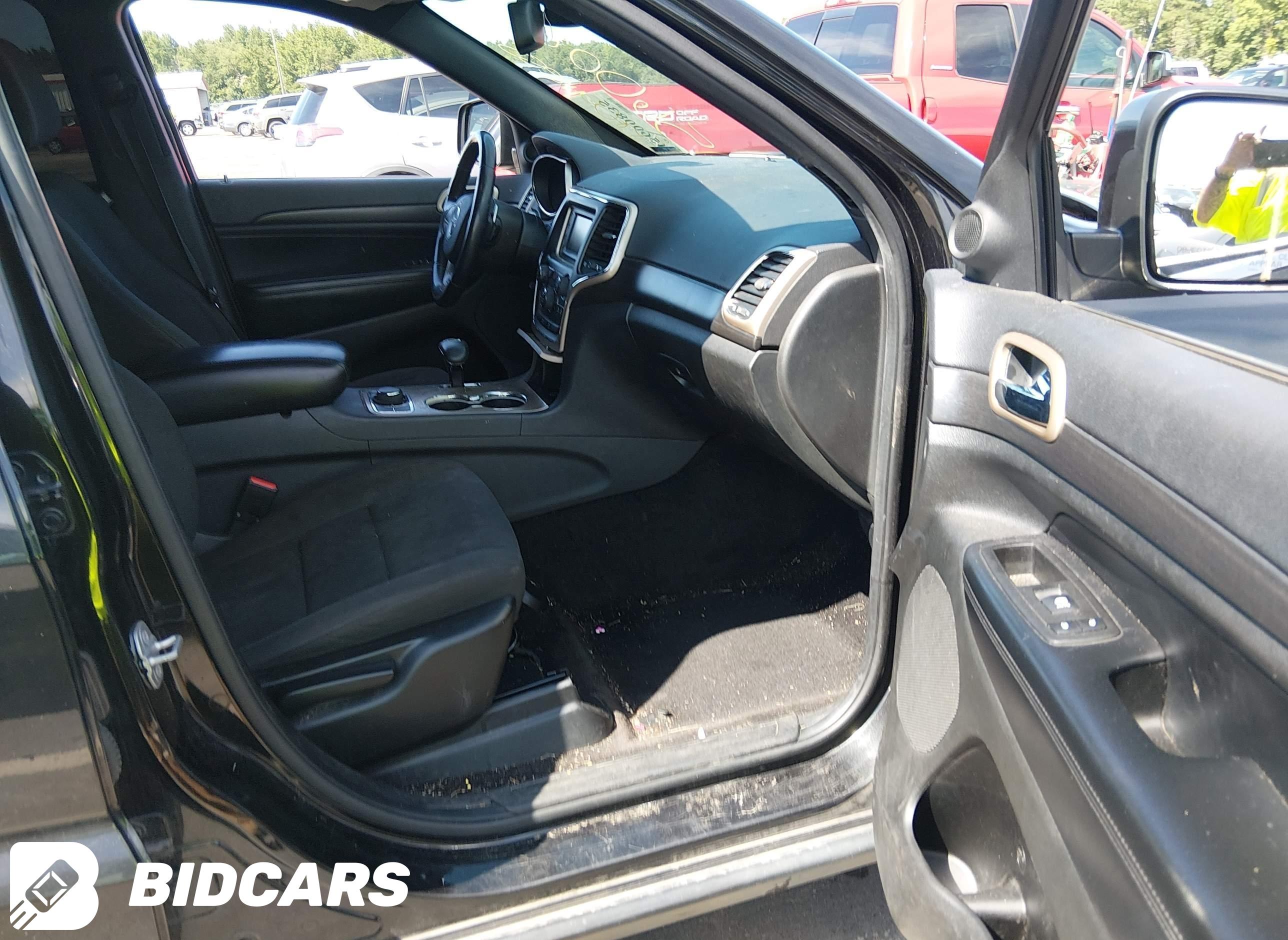 2015 Jeep Grand Cherokee, Laredo