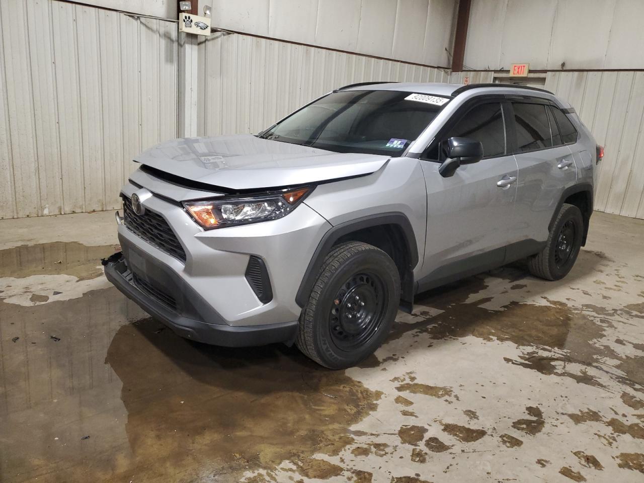 2019 Toyota RAV4, LE