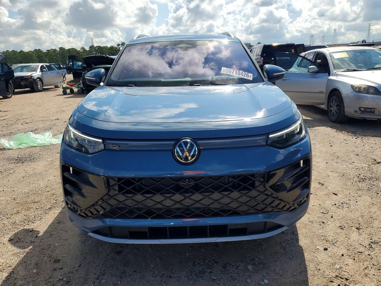 2025 Volkswagen Tiguan, Sel R...