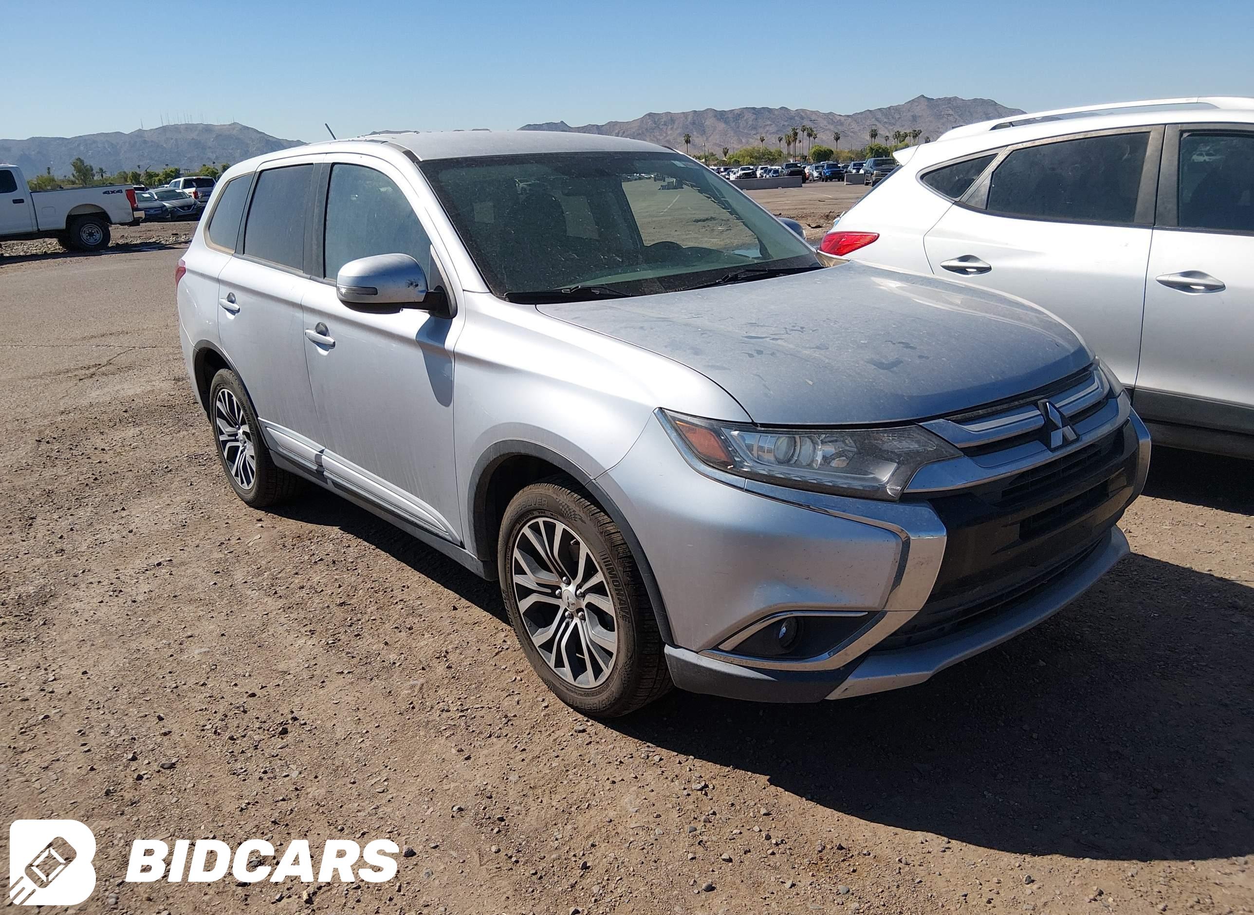 2016 Mitsubishi Outlander, SE