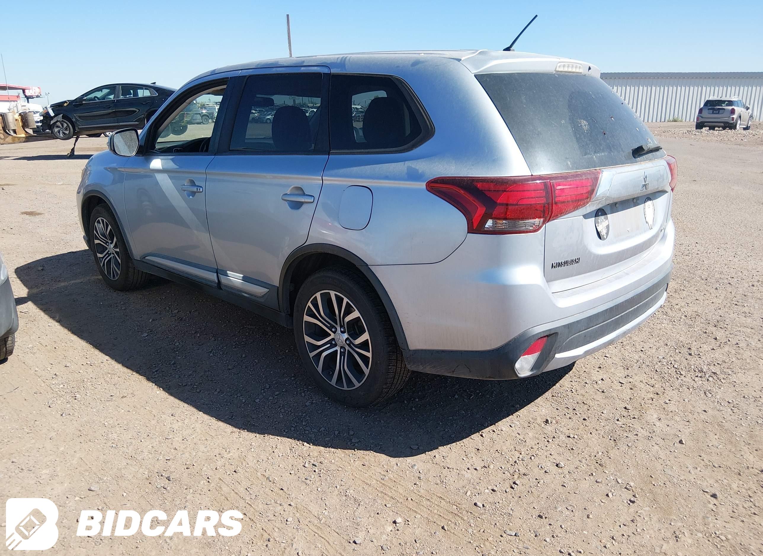 2016 Mitsubishi Outlander, SE