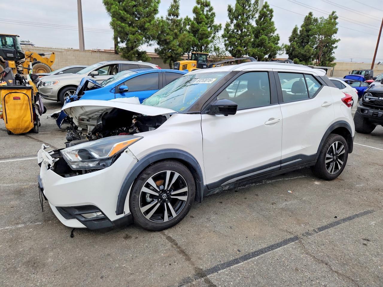 2020 Nissan Kicks, SR