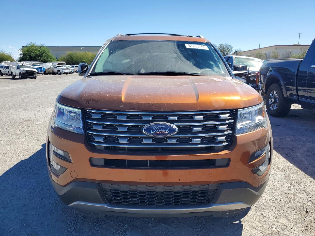 2017 Ford Explorer, Xlt