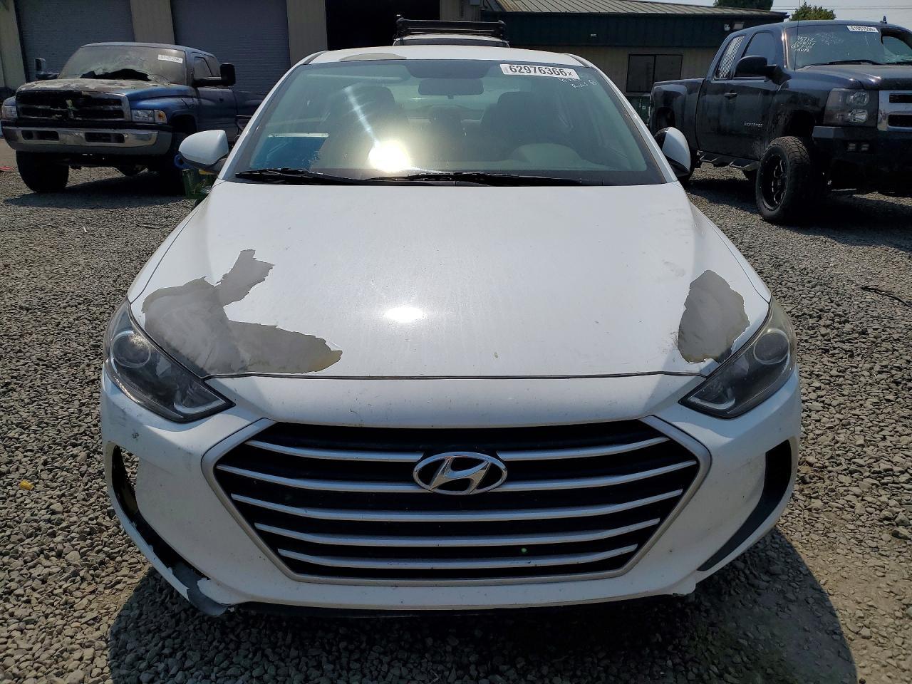 2017 Hyundai Elantra, SE