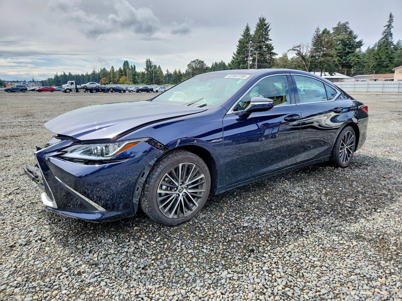 2024 Lexus ES, Base