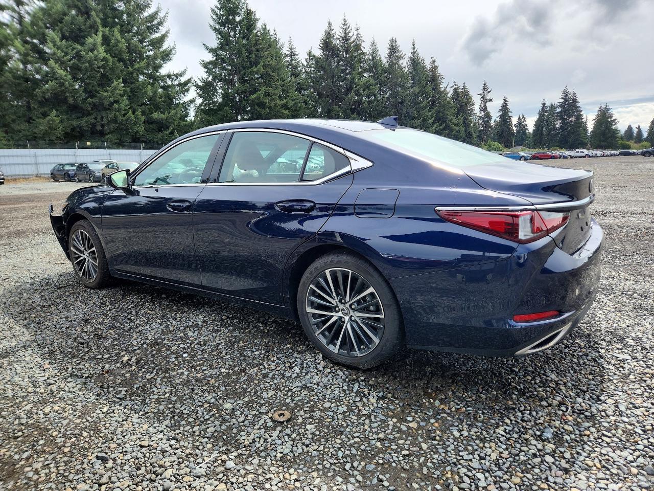 2024 Lexus ES, Base