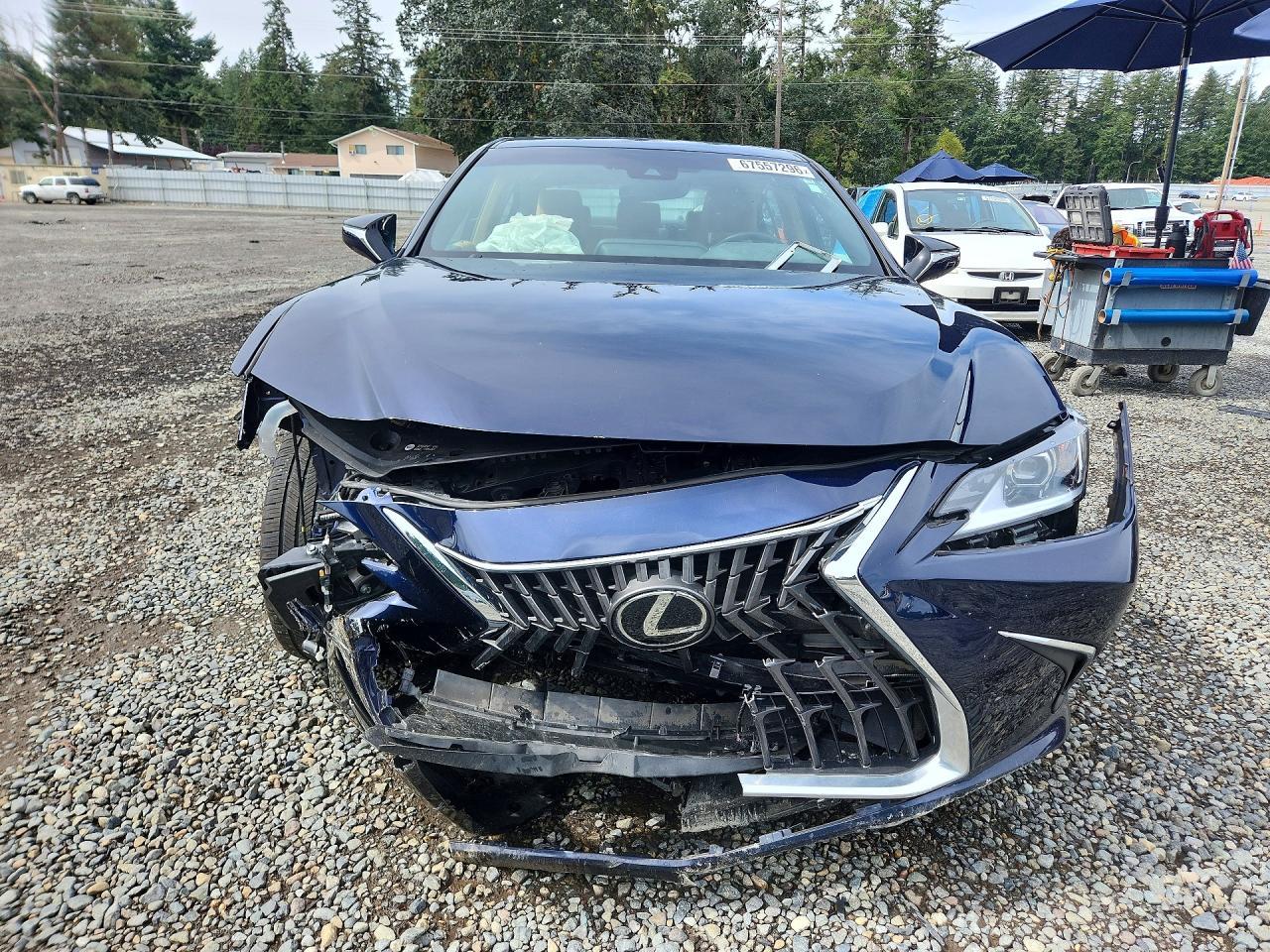 2024 Lexus ES, Base