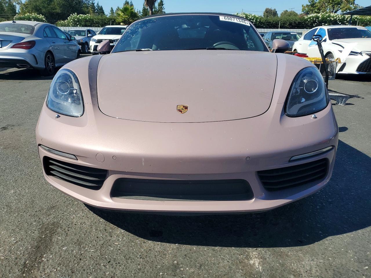 2023 Porsche Boxster, Base