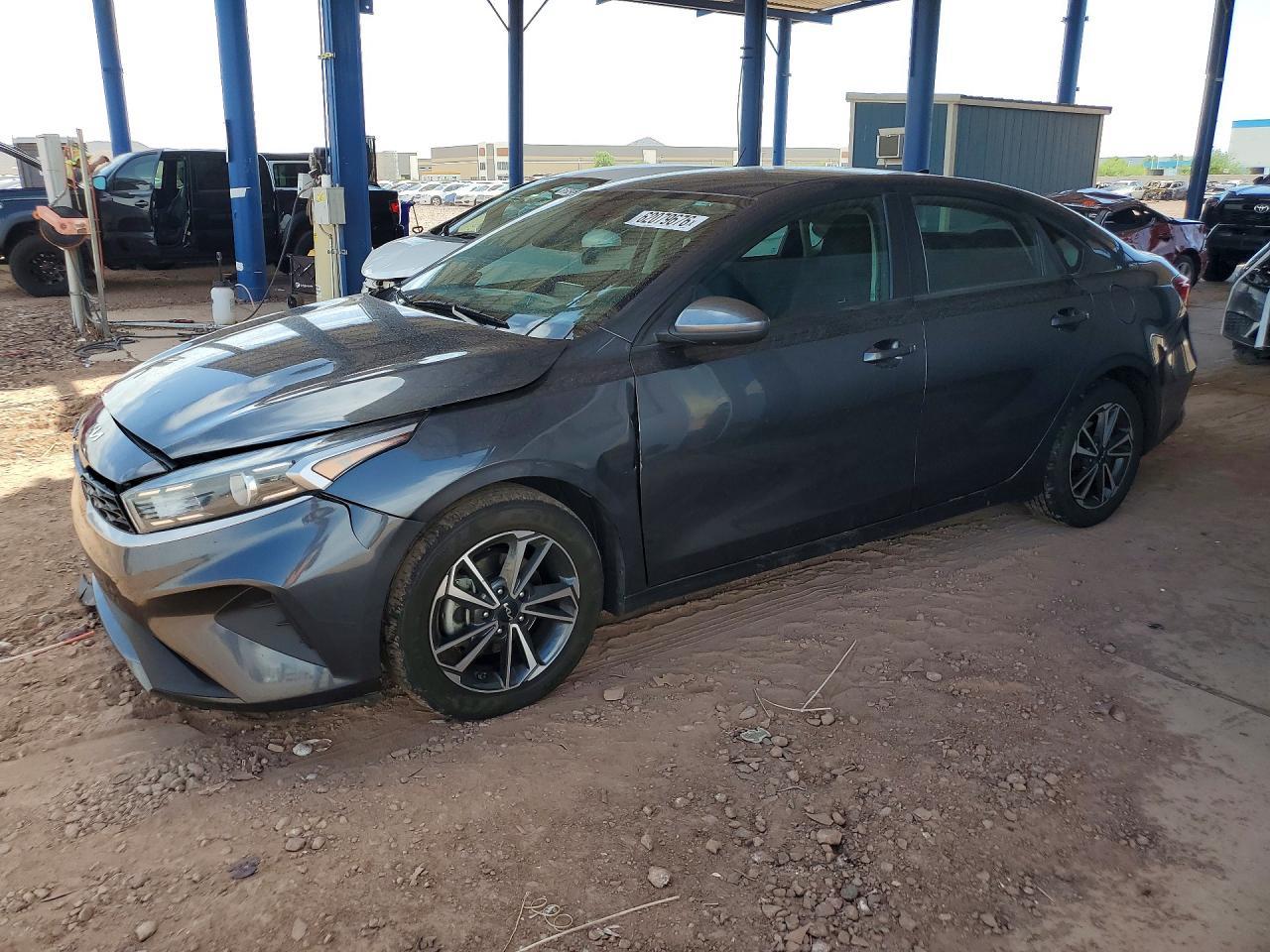 2022 KIA Forte, Lxs
