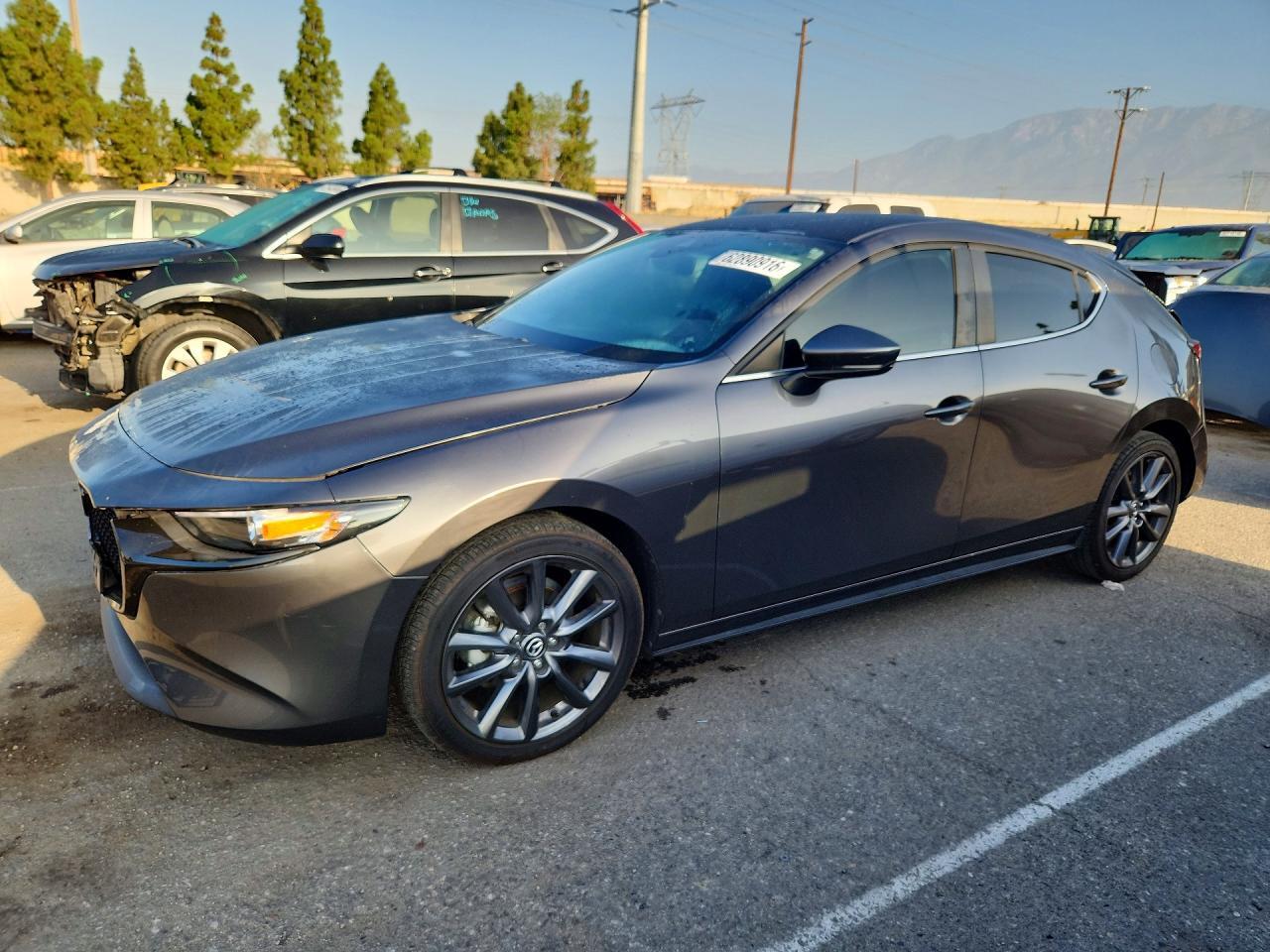 2023 Mazda 3, Select