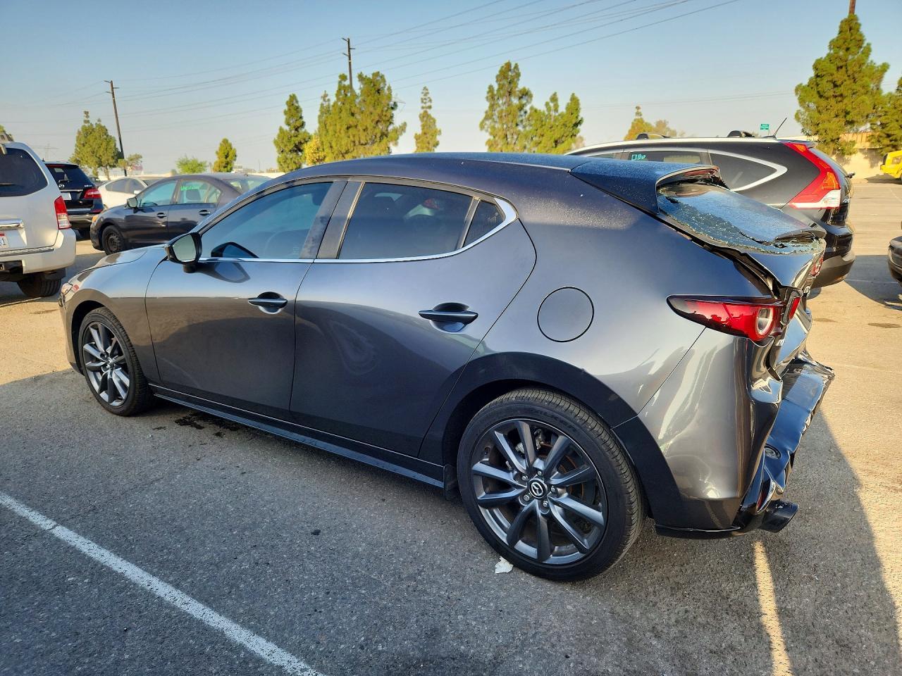 2023 Mazda 3, Select