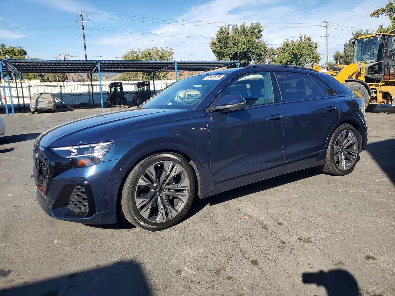 2025 Audi Q8, Prestige S-Line