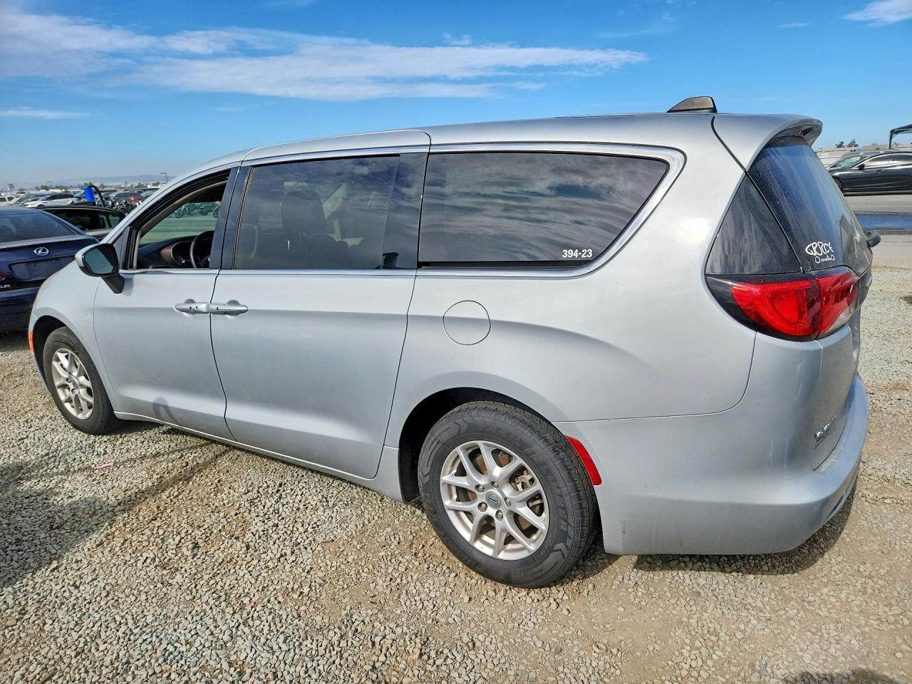 2023 Chrysler Voyager, LX