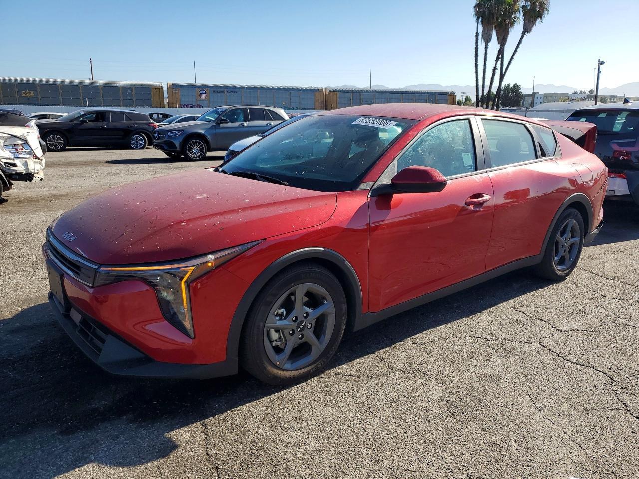 2025 KIA K4, Lxs