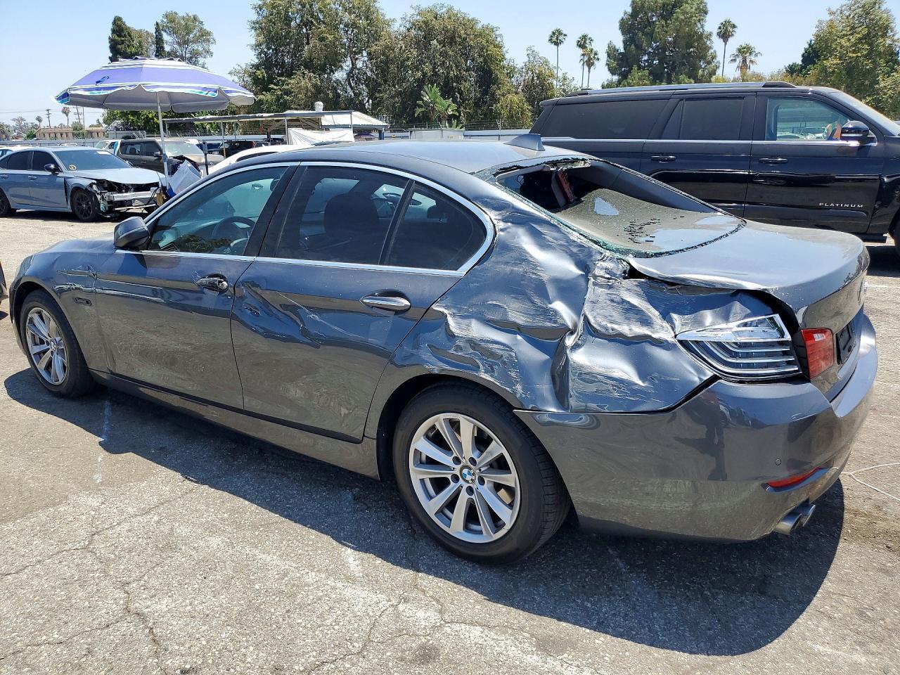 2016 BMW 5 Series, 528 I
