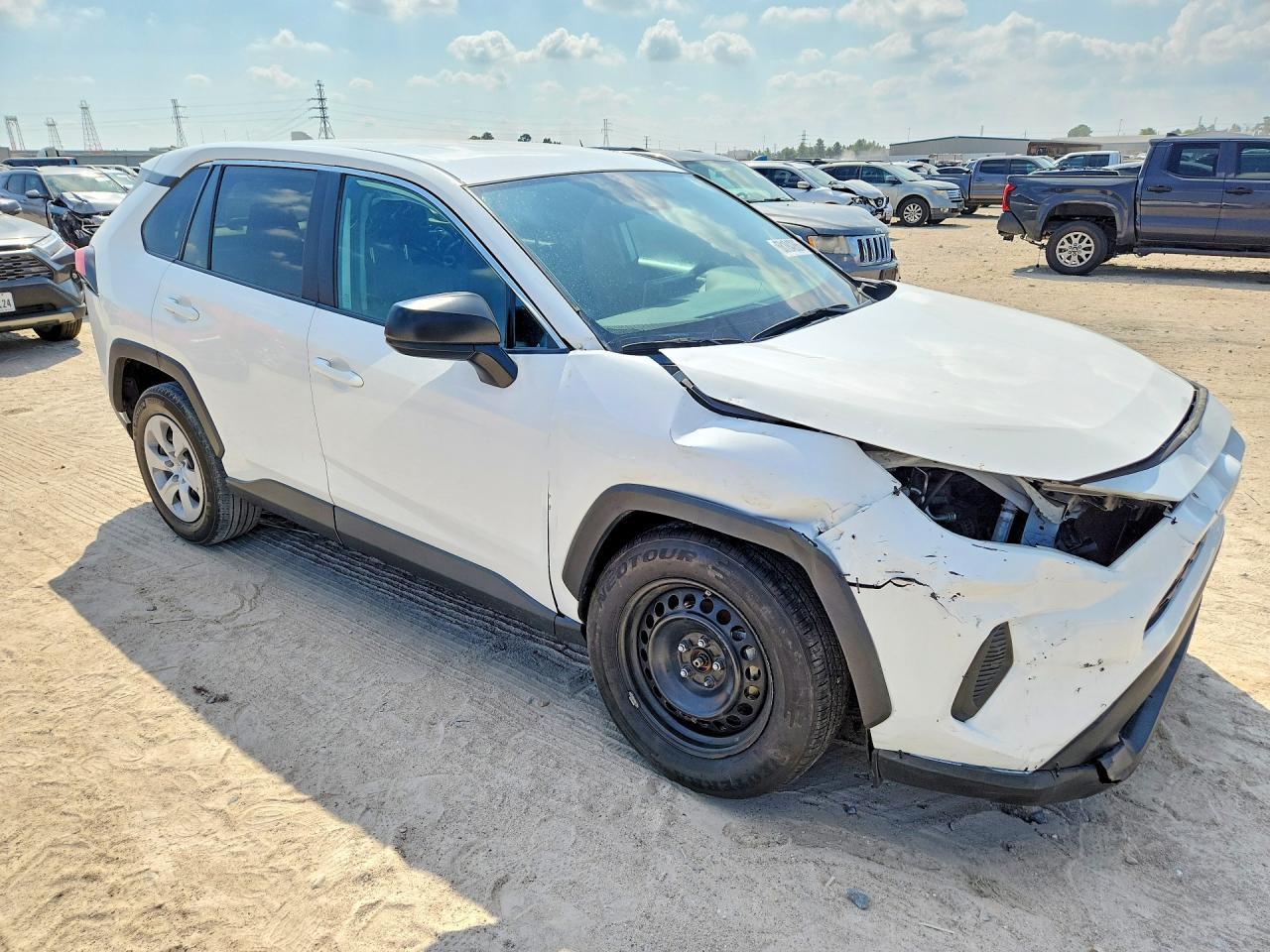 2024 Toyota RAV4, LE