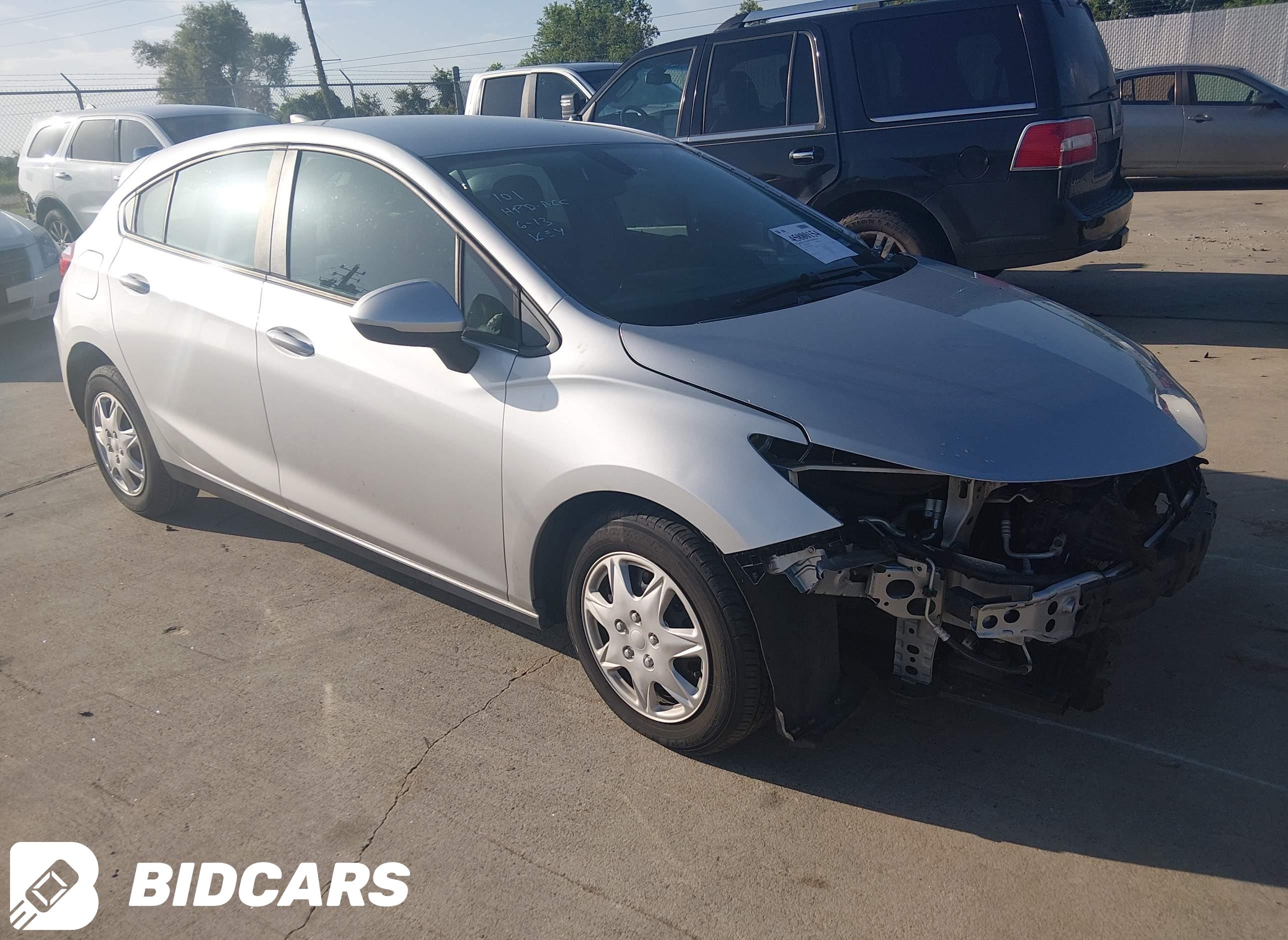 2019 Chevrolet Cruze, LS