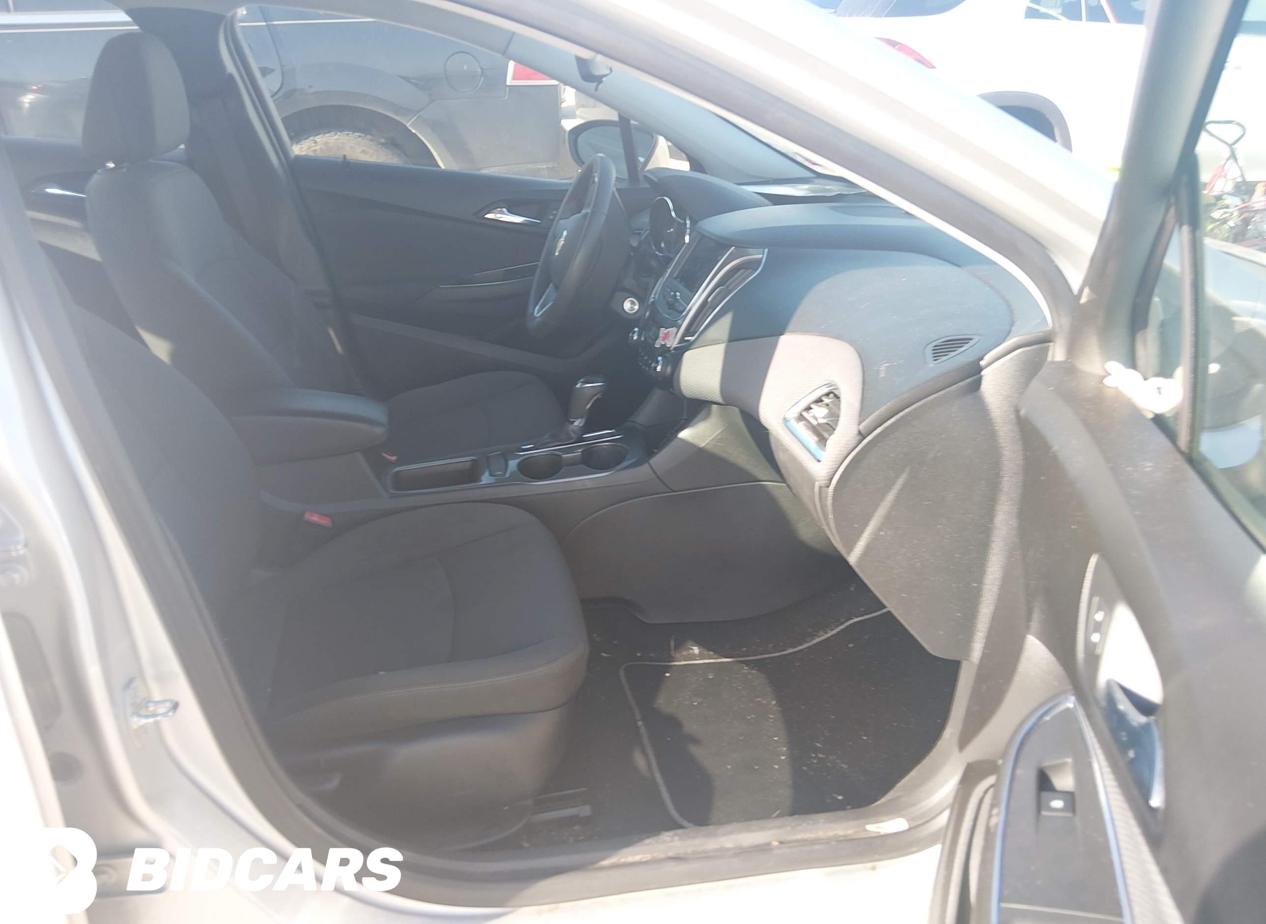 2019 Chevrolet Cruze, LS