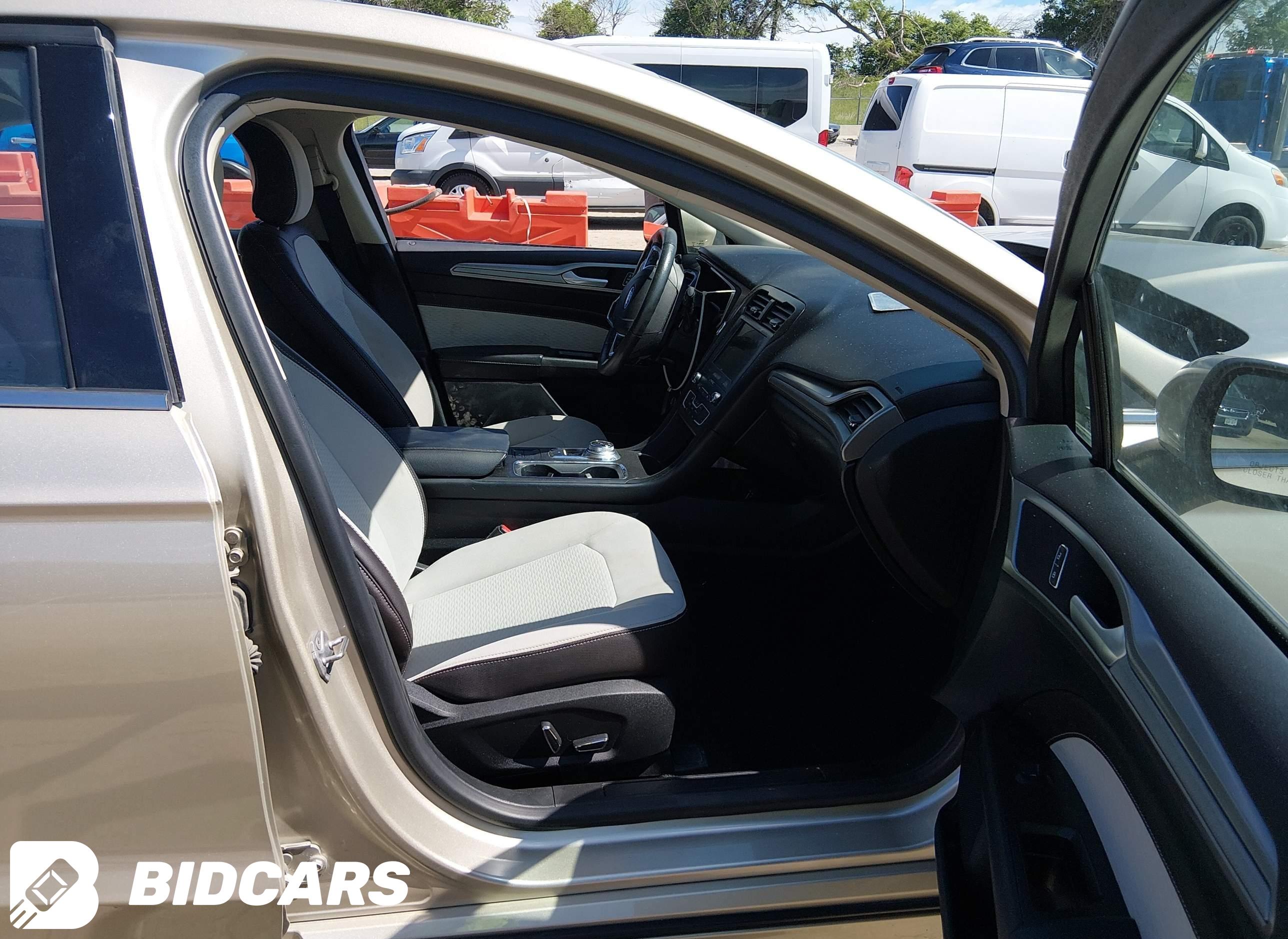 2019 Ford Fusion, SE