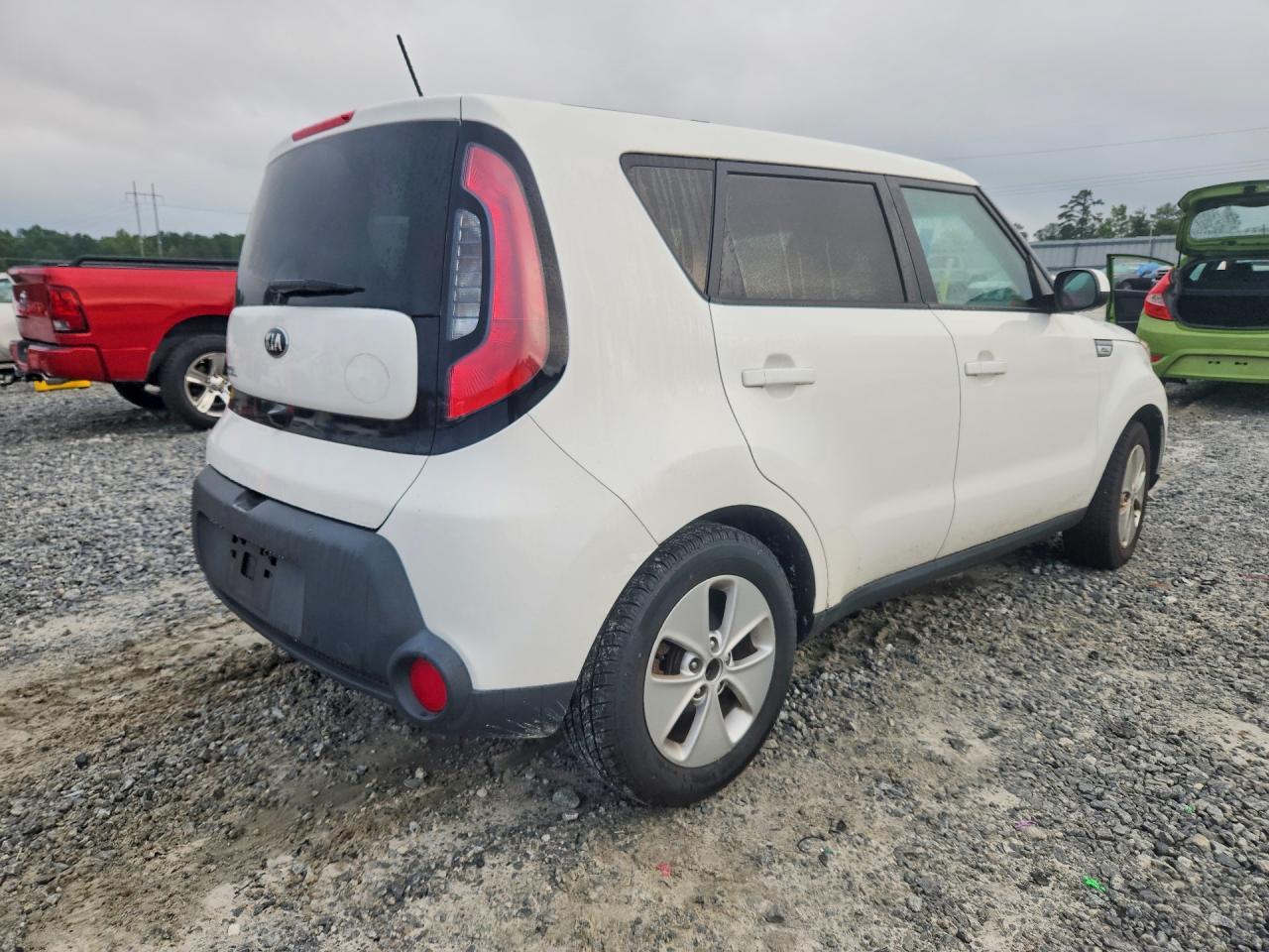 2015 KIA Soul, Base