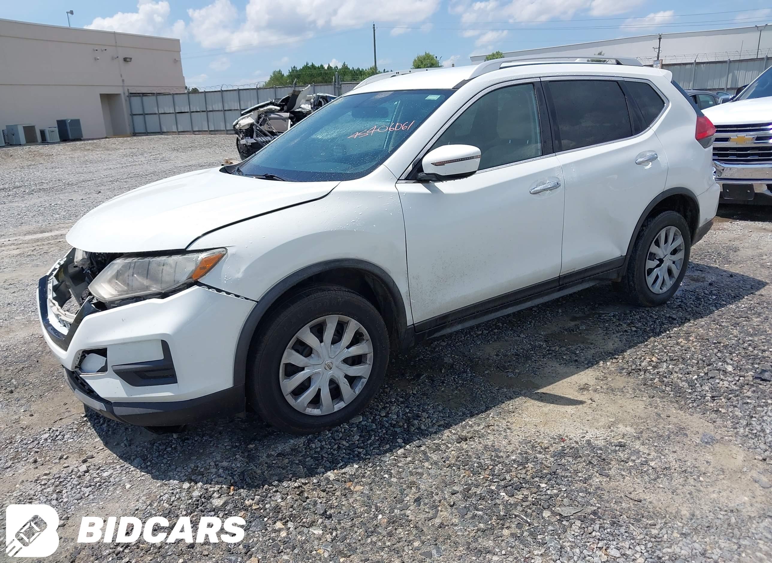 2017 Nissan Rogue, S