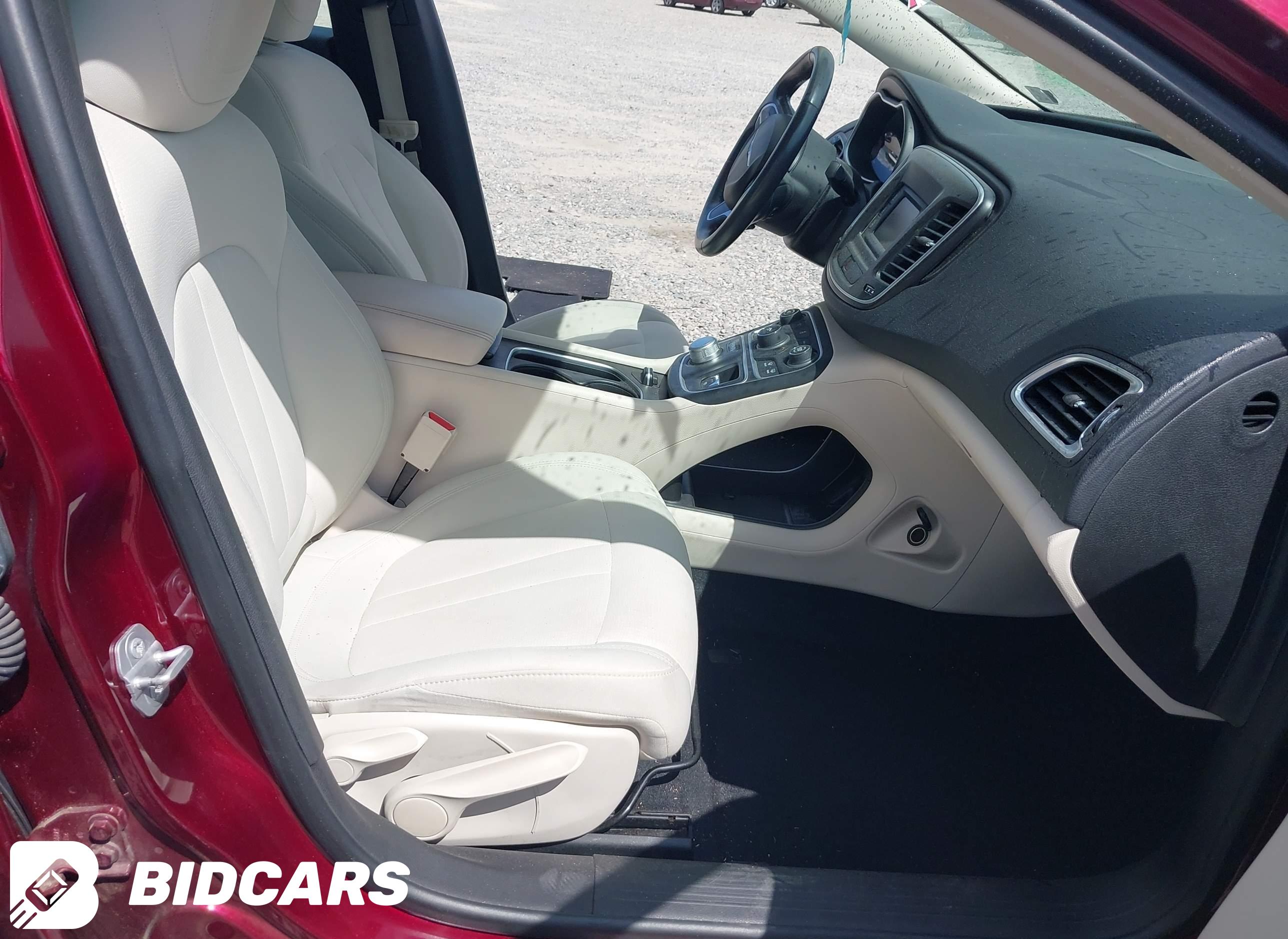 2015 Chrysler 200, Limited