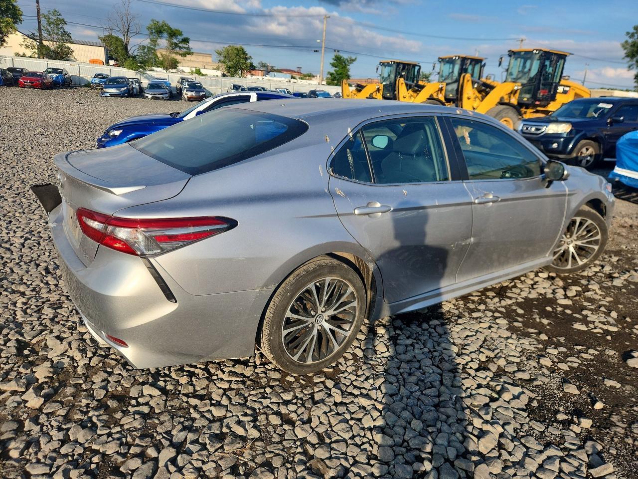 2018 Toyota Camry, SE